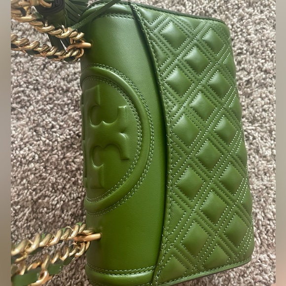 Tory Burch Small Fleming Convertible
Shoulder Bag-Spinach-*NEW* - Picture 11 of 14